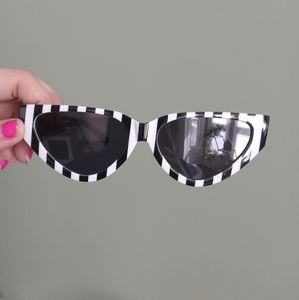 Stripe Cat Eye Sunglasses